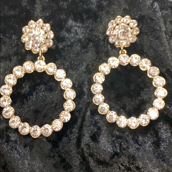 Beautiful Gold & Rhinestone Drop Earrings - Picture 2 of 2